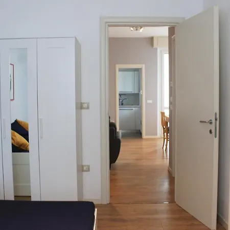 Fontana Del Trianon Apartment Parma